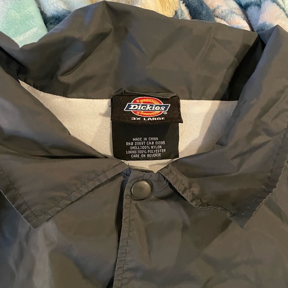 Dickies nylon jacket - Picture 3 of 3
